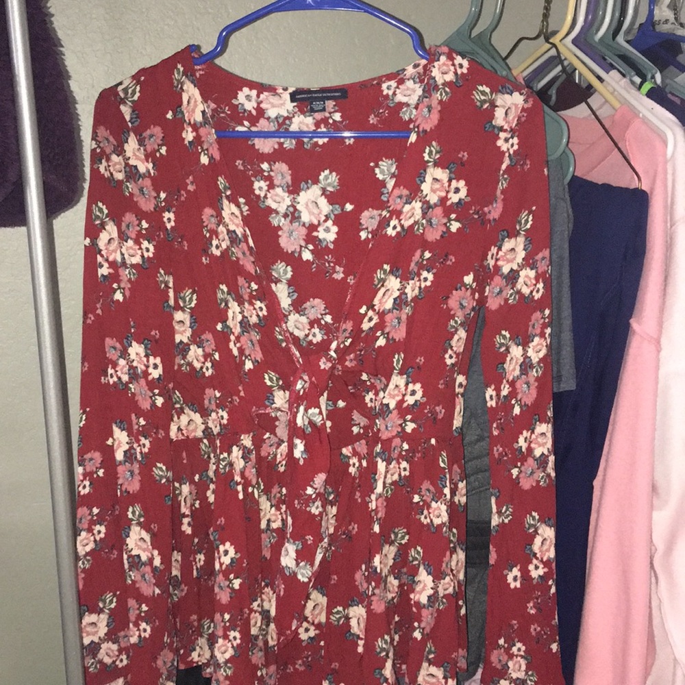 AE RED TIE TOP!